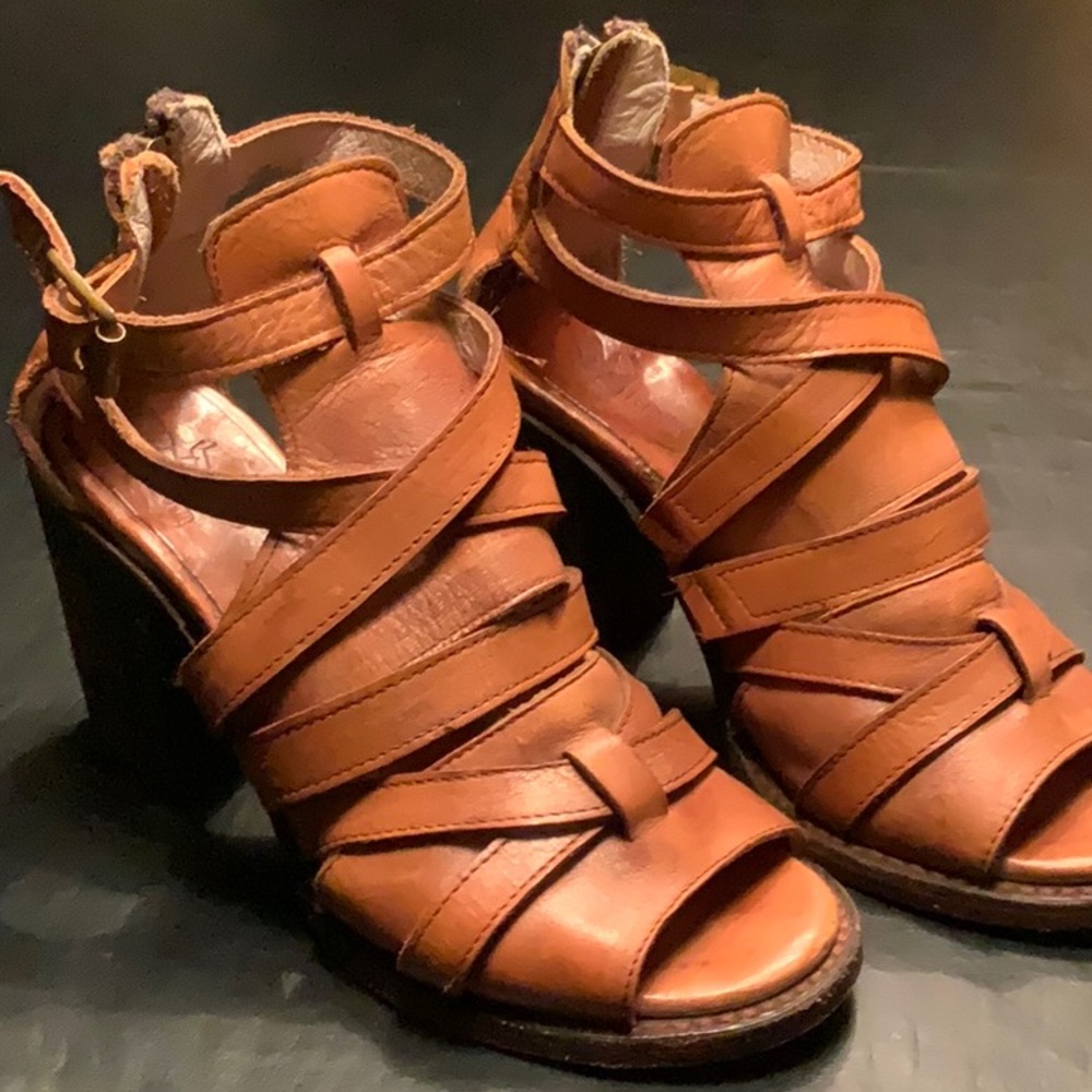 Sold ' - Picture 2 of 9